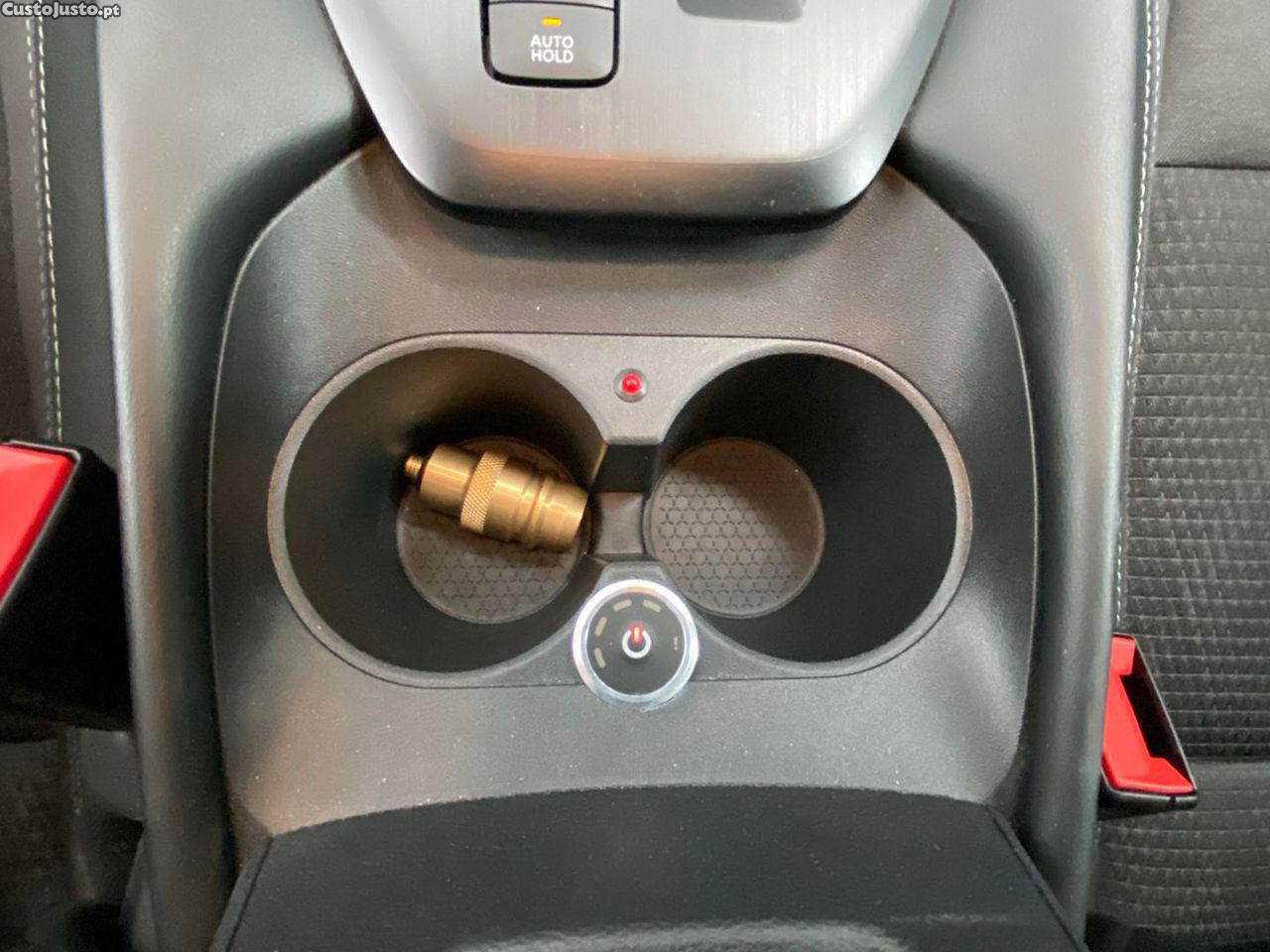 Nissan Qashqai 1.3 DIG-T N-Connecta — fotografia 3