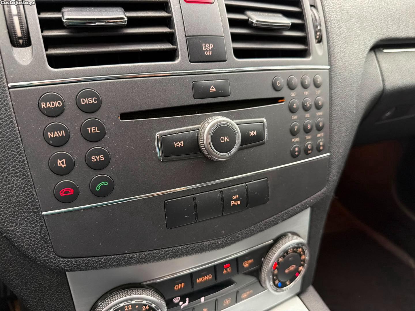 Mercedes-Benz C 220 2.2 CDI — fotografia 6