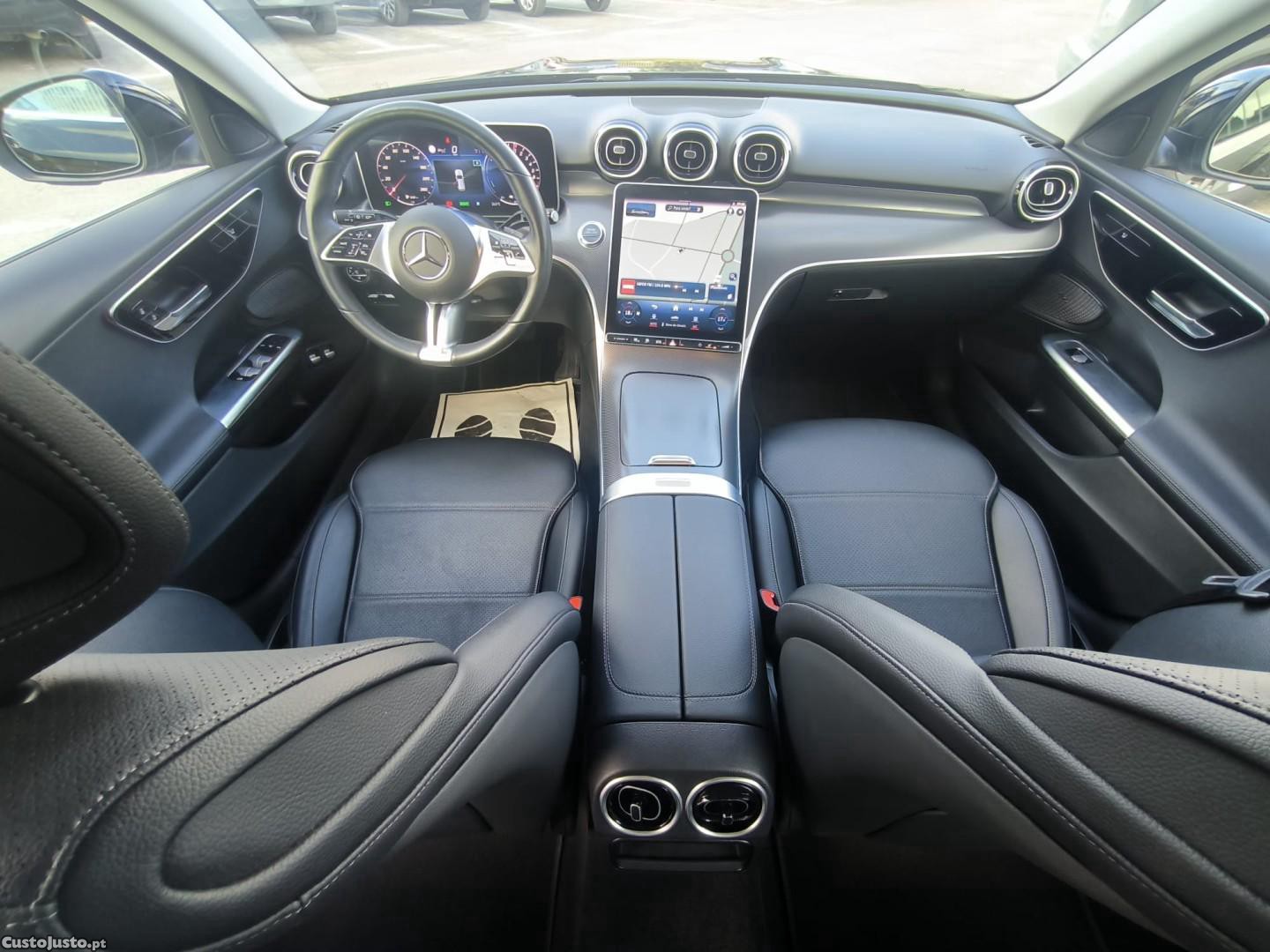 Mercedes-Benz C 300 e T 9G-TRONIC Avantgarde — fotografia 11