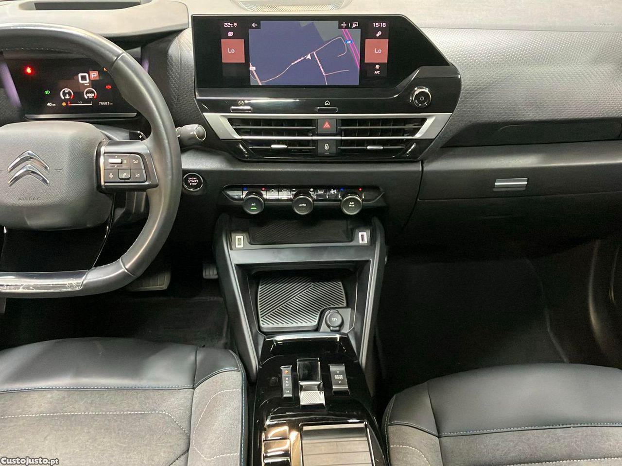 Citroën C4 1.2 PureTech Feel Pack EAT8 — fotografia 16