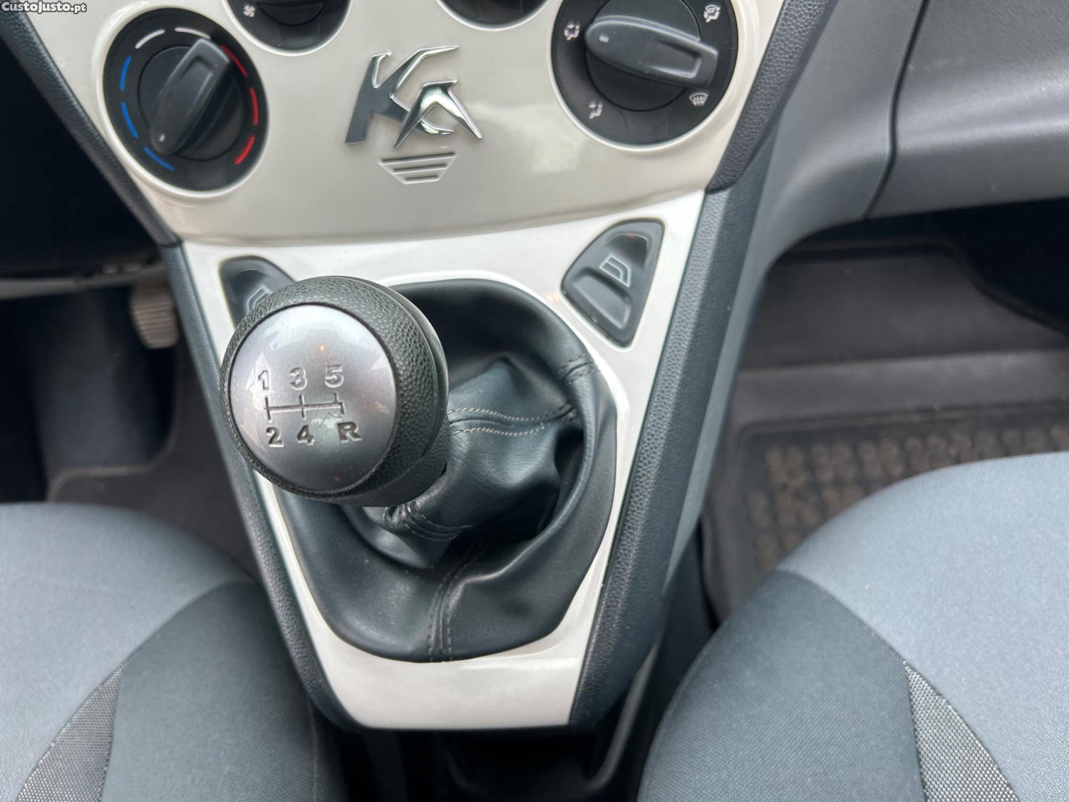 Ford KA Titanium — fotografia 9