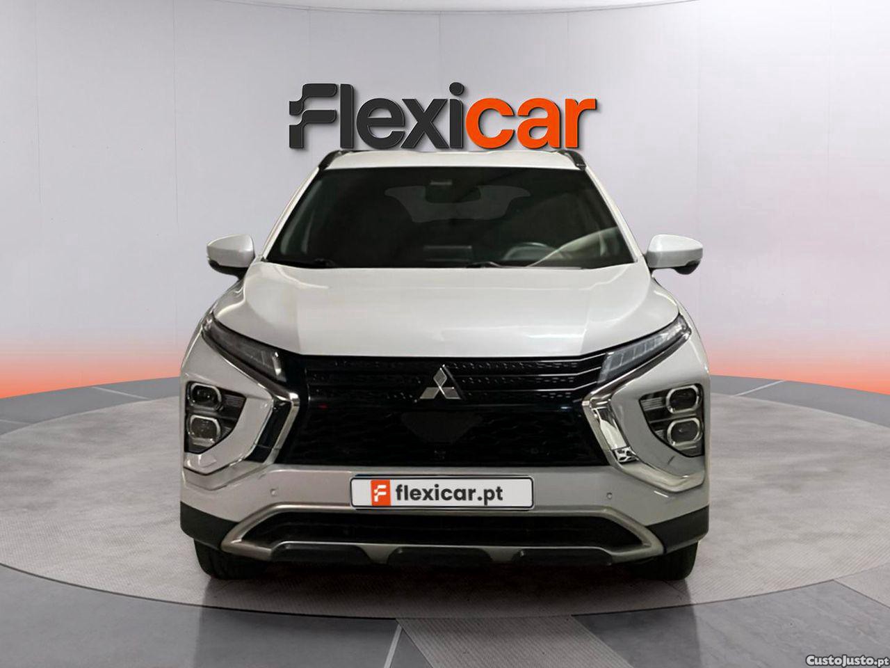 Mitsubishi Eclipse Cross 2.4 PHEV eMotion — fotografia 16
