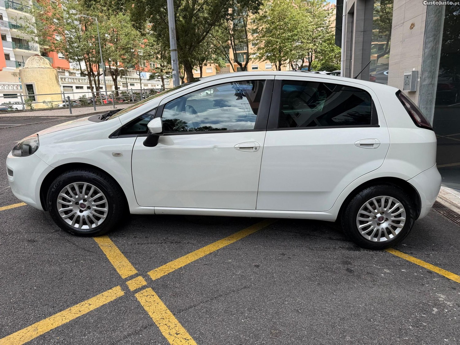 Fiat Punto 1.3 M-jet 4Fleet Start&Stop — fotografia 3