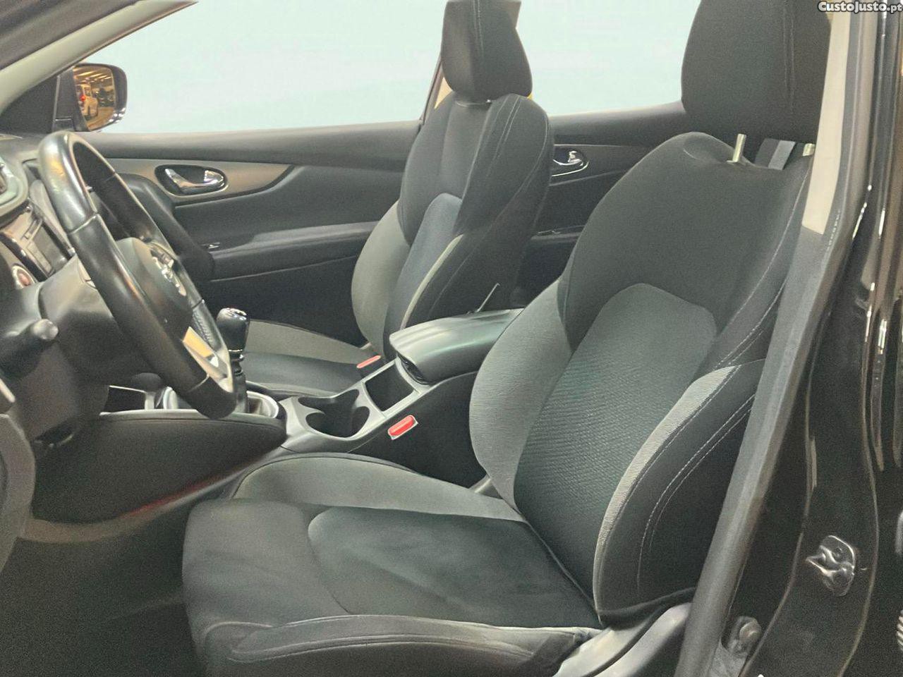 Nissan Qashqai 1.3 DIG-T N-Connecta — fotografia 10