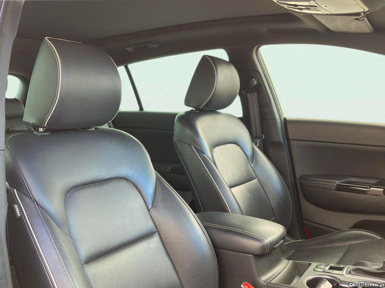 Kia Sportage 1.7 CRDI ISG GT Line 7DCT — fotografia 6