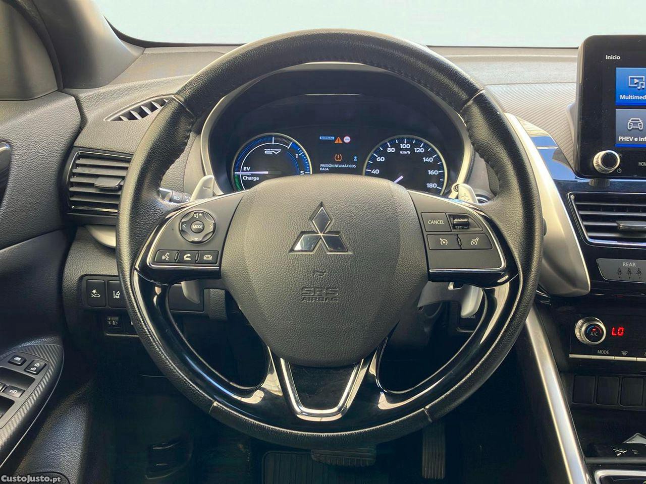 Mitsubishi Eclipse Cross 2.4 PHEV eMotion — fotografia 8