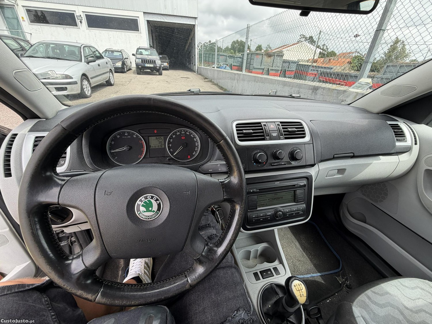 Skoda Roomster 1.2HTP — fotografia 3