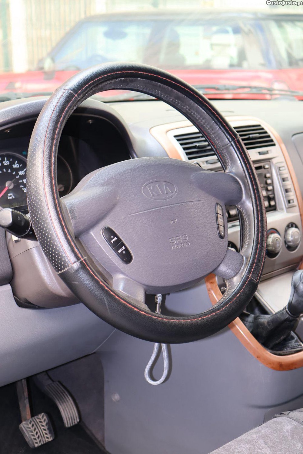 Kia Carnival 2.9 CRD — fotografia 16