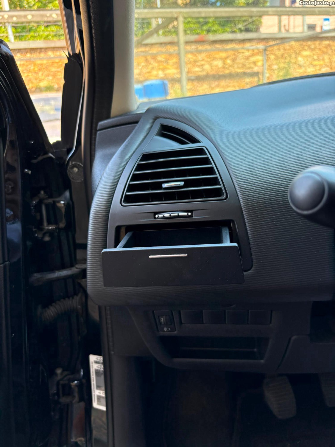 Citroën C4 1.4 16V X — fotografia 4