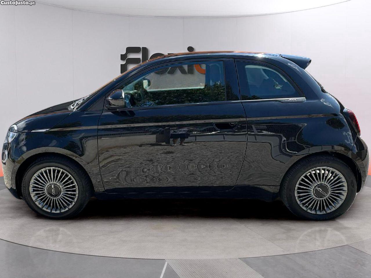 Fiat 500 e Icon Plus 42 KWh — fotografia 13