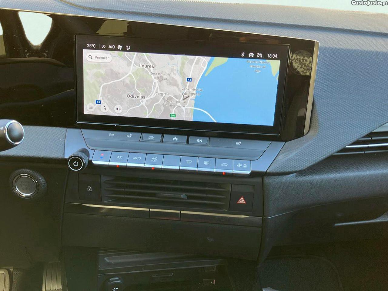 Opel Astra 1.2 T Edition — fotografia 6
