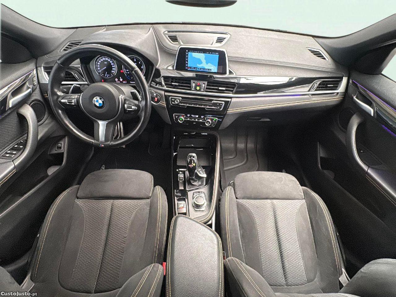 BMW X2 18 d sDrive Auto Pack M — fotografia 4