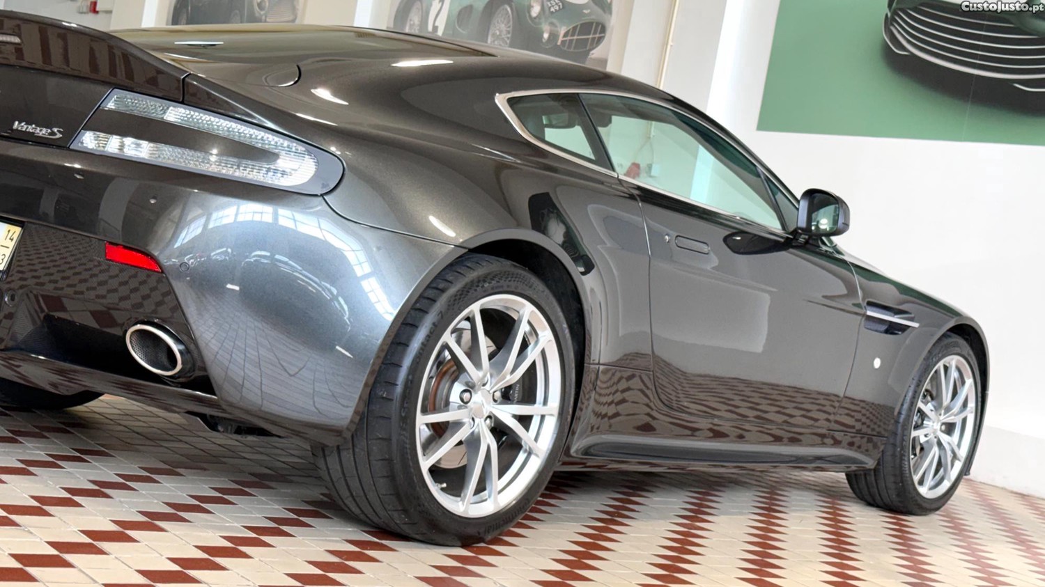 Aston Martin Vantage V8 S SP10 — fotografia 20