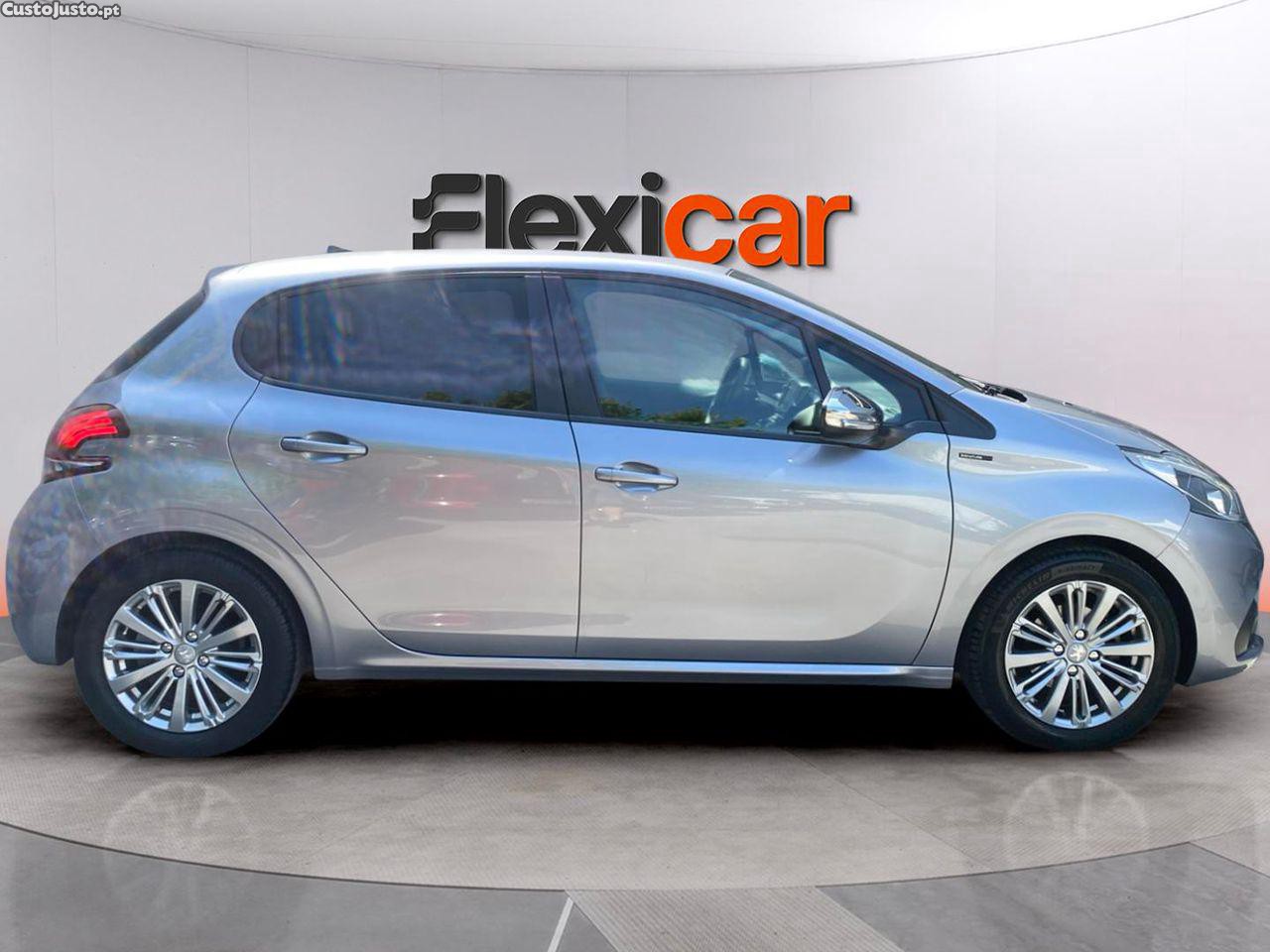 Peugeot 208 1.2 PureTech Signature — fotografia 15