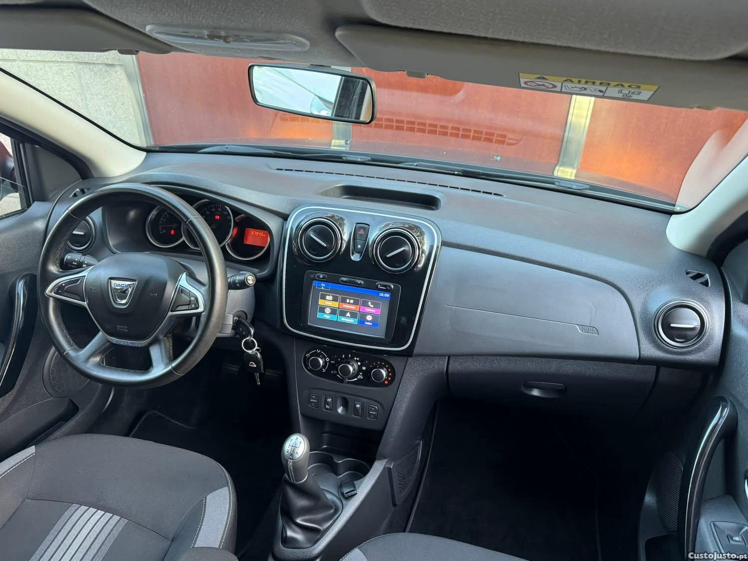 Dacia Logan MCV STEPWAY 2018 — photo 5