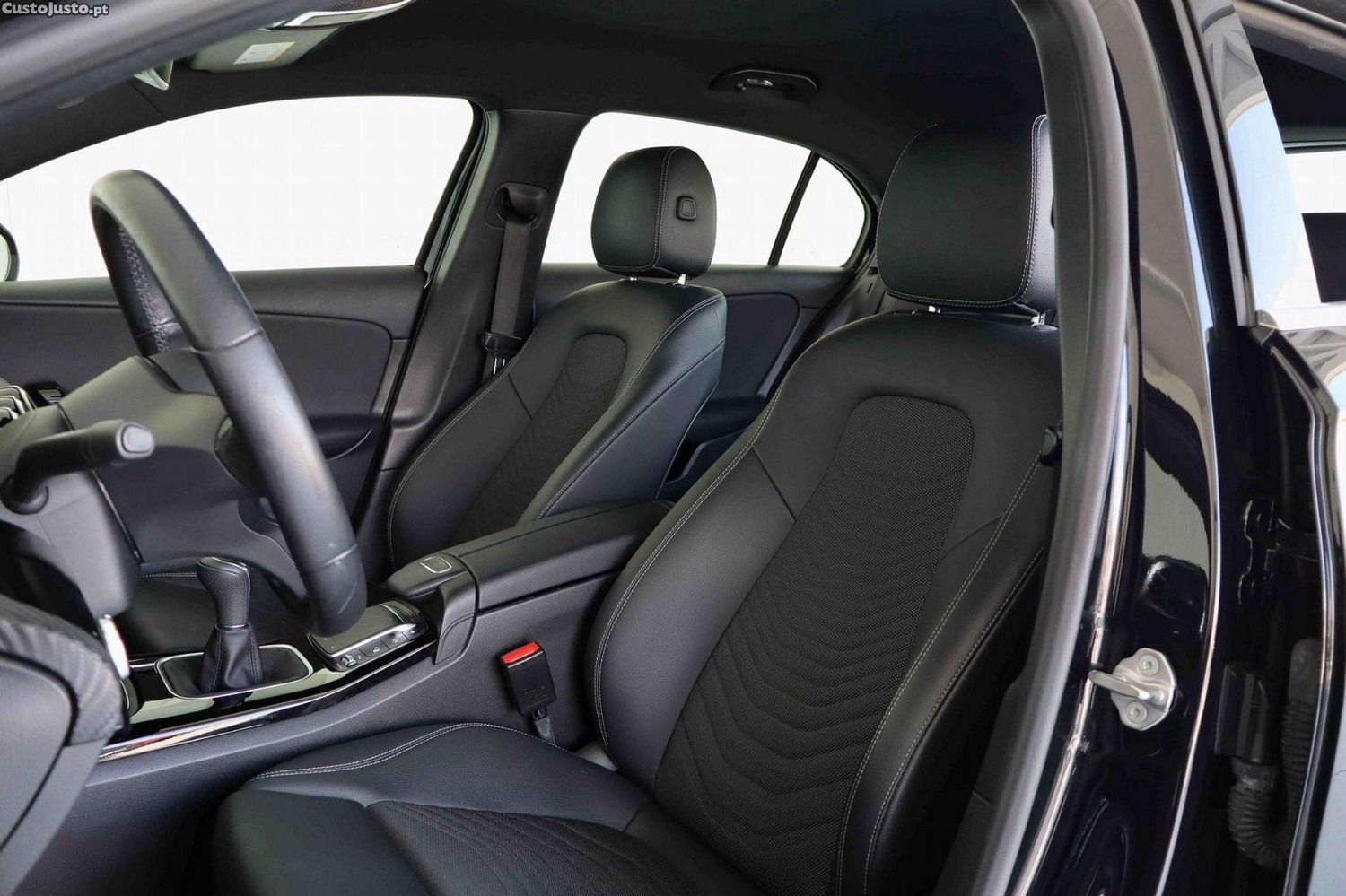 Mercedes-Benz A 160 d Business Solutions — fotografia 11