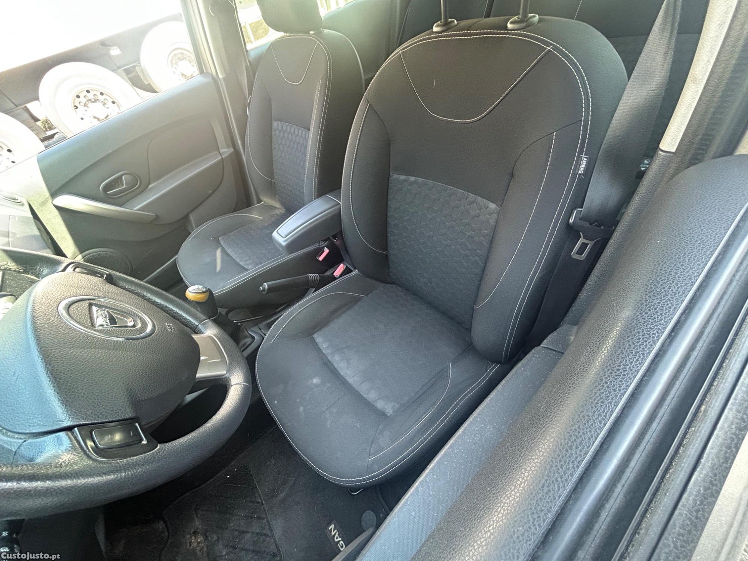 Dacia Logan mcv laureate — fotografia 4