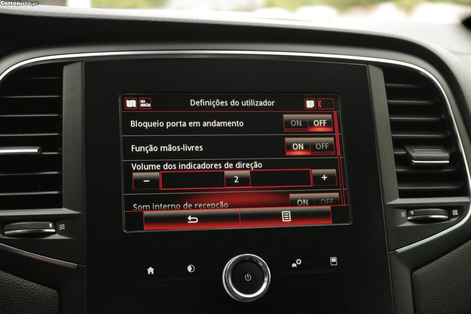 Renault Mégane Sport Tourer 1.5 Blue DCI Limited 115cv — fotografia 10