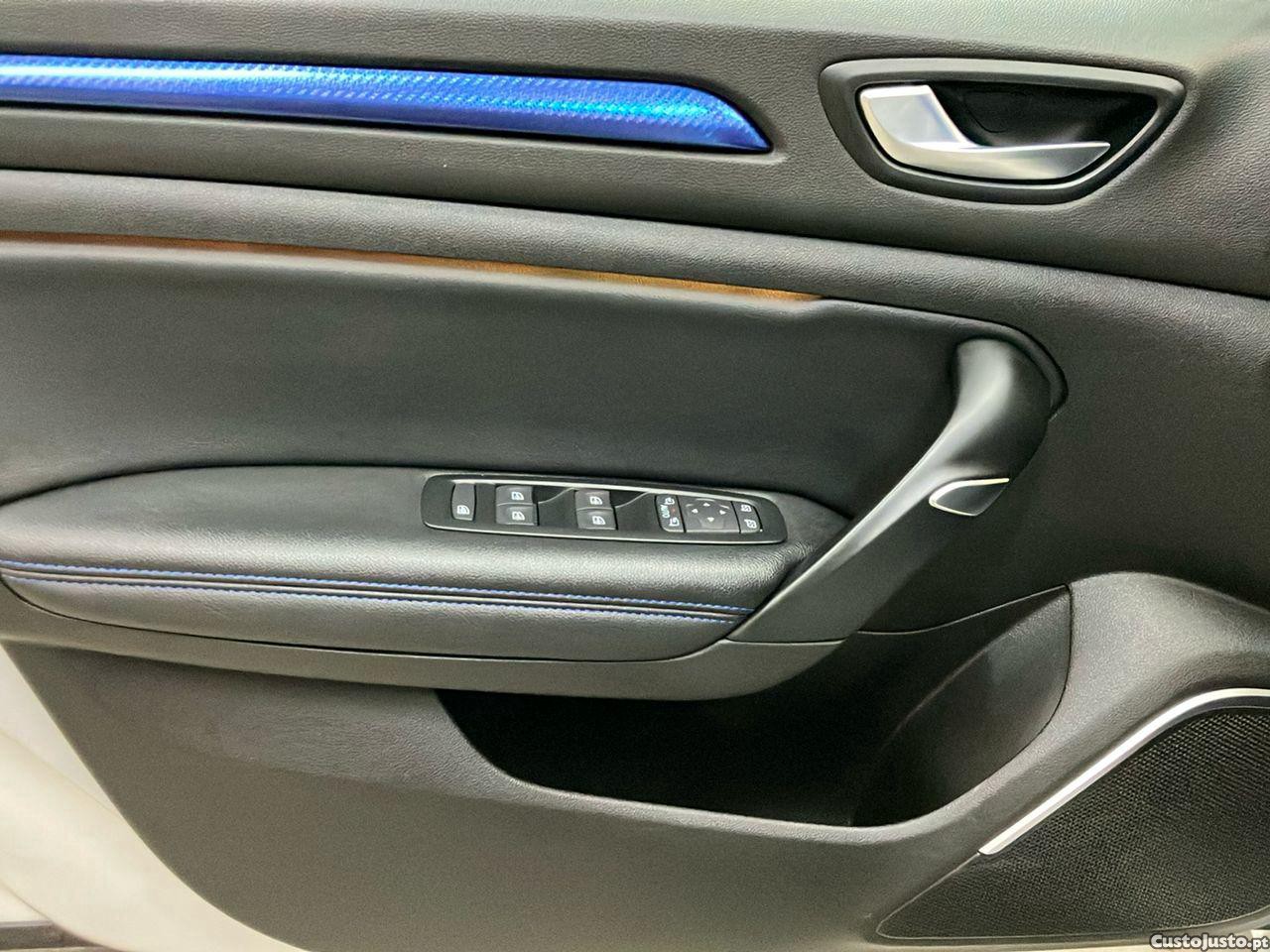 Renault Mégane 1.6 TCe GT EDC — fotografia 6