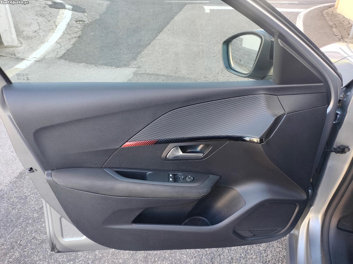 Peugeot 208 1.2Puretech Active Pack — fotografia 2