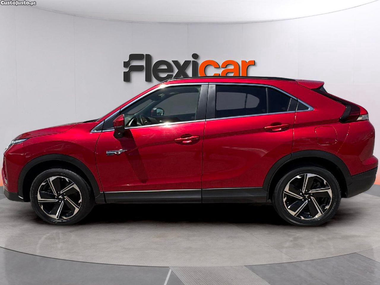 Mitsubishi Eclipse Cross 2.4 PHEV eMotion — fotografia 14