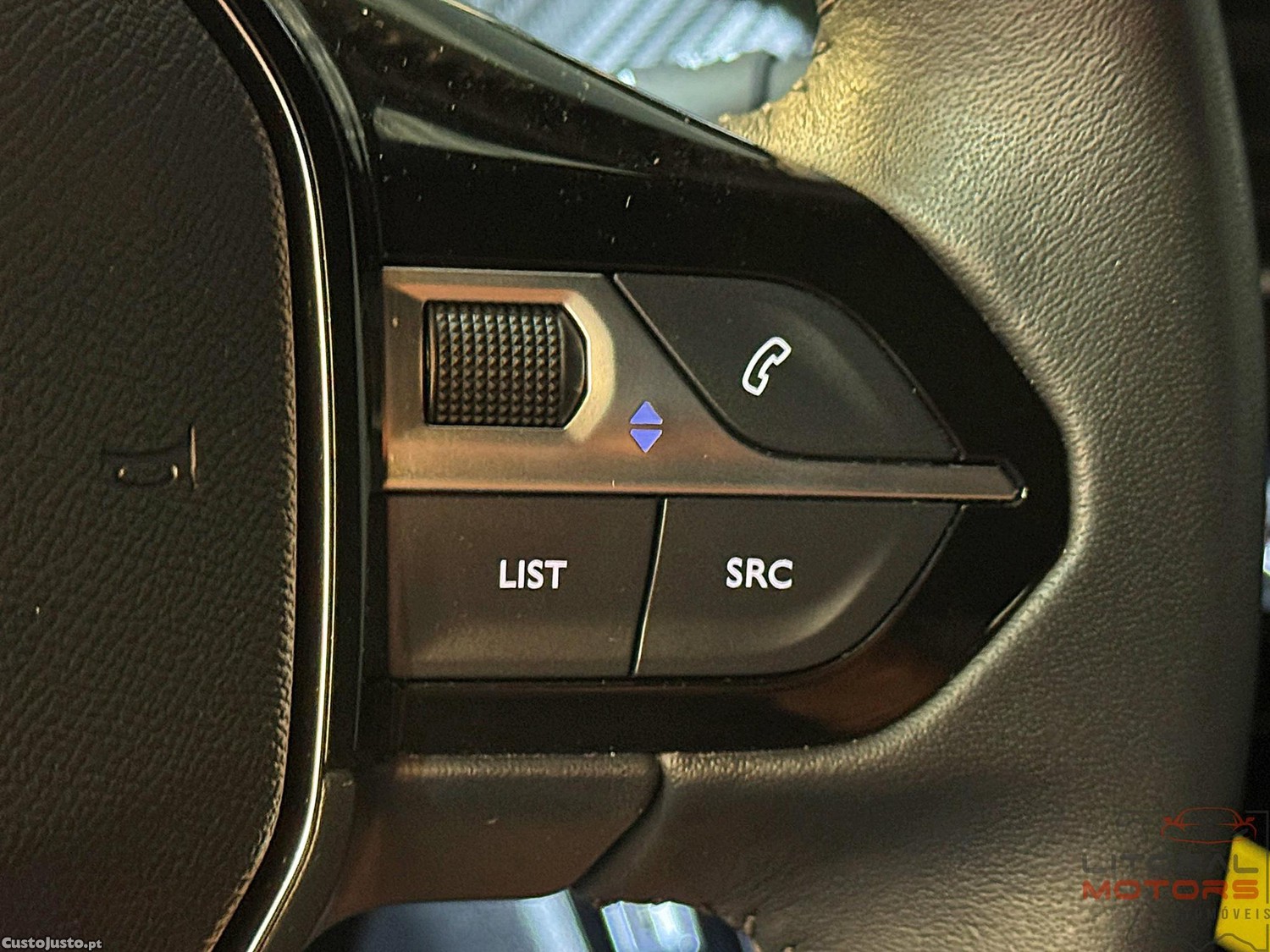 Peugeot 2008 1.2 PureTech Allure Pack — fotografia 3
