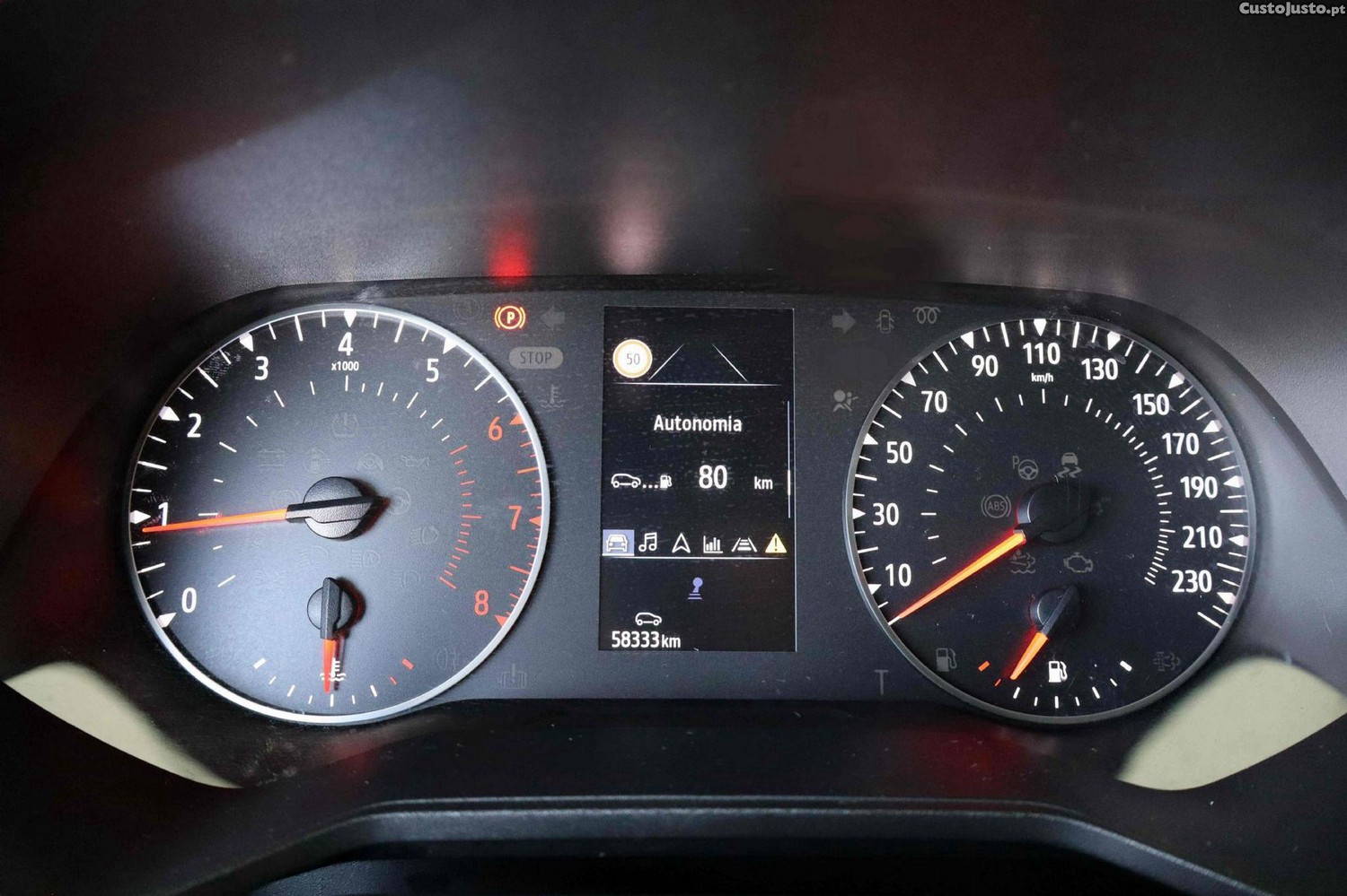 Renault Clio 1.0 TCe Evolution Bi-Fuel — fotografia 11