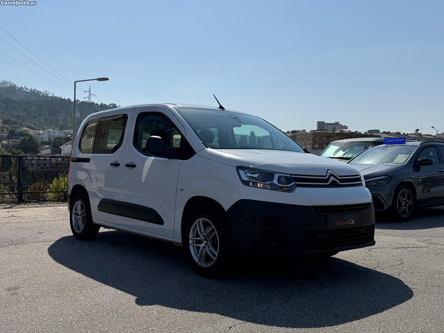 Citroën Berlingo 1.5 BlueHDi M Shine — fotografia 17