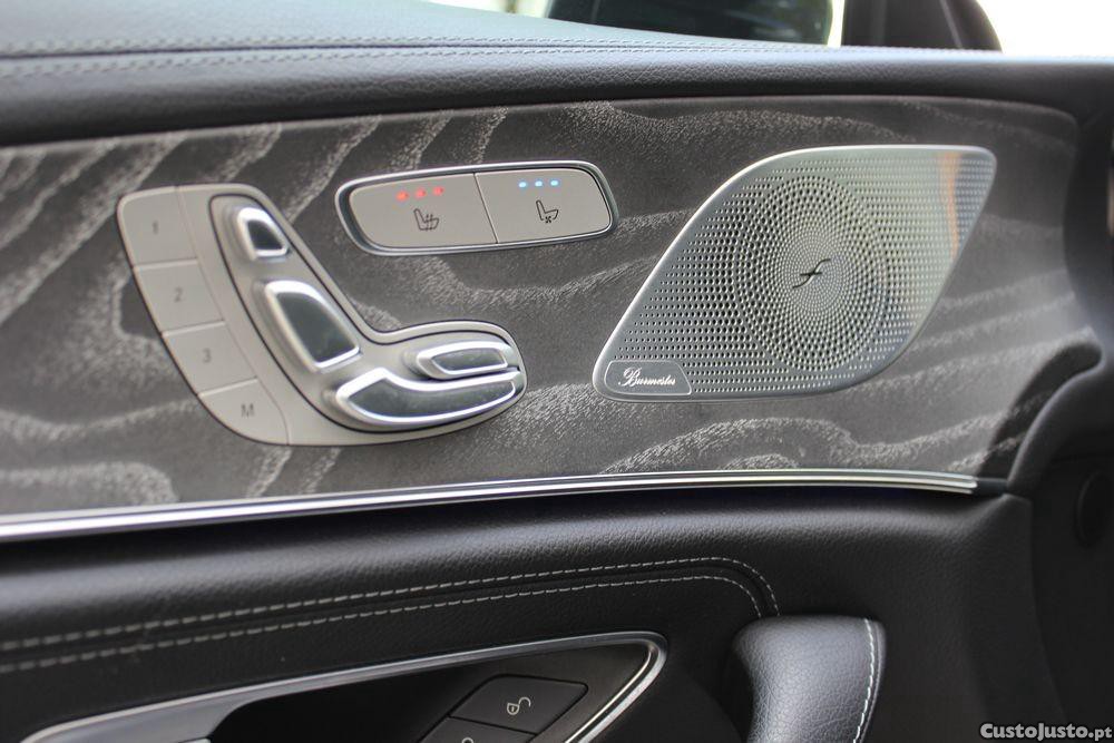 Mercedes-Benz CLS 300 d 4Matic — fotografia 2