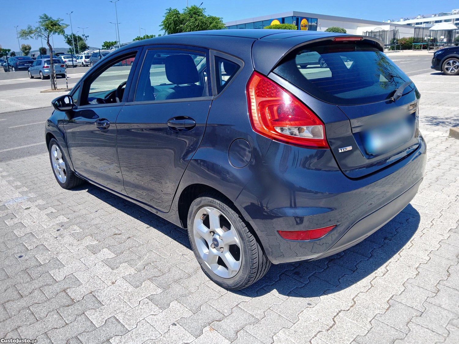 Ford Fiesta 1.4 TDCi (2009) | 5 Lugares | 140.000 km Excelente Estado — fotografia 8