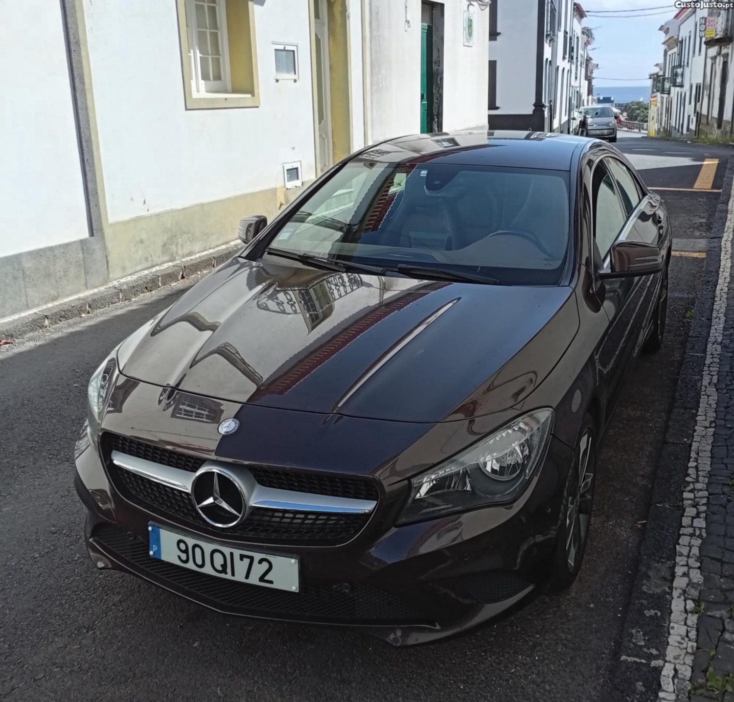 Mercedes-Benz CLA 200 200 D - 15 foto 2