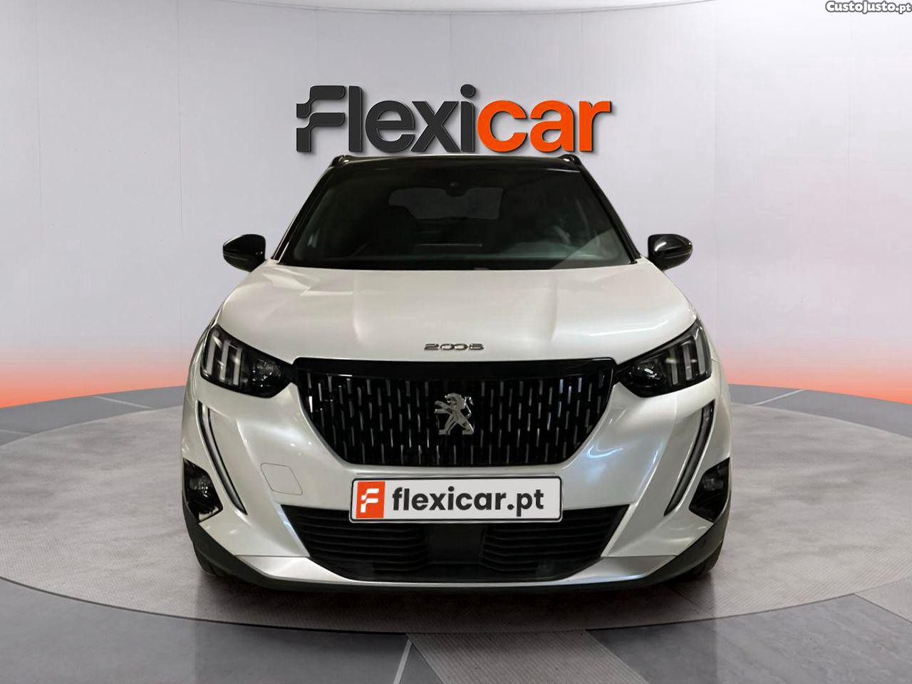 Peugeot 2008 1.2 PureTech GT — fotografia 18