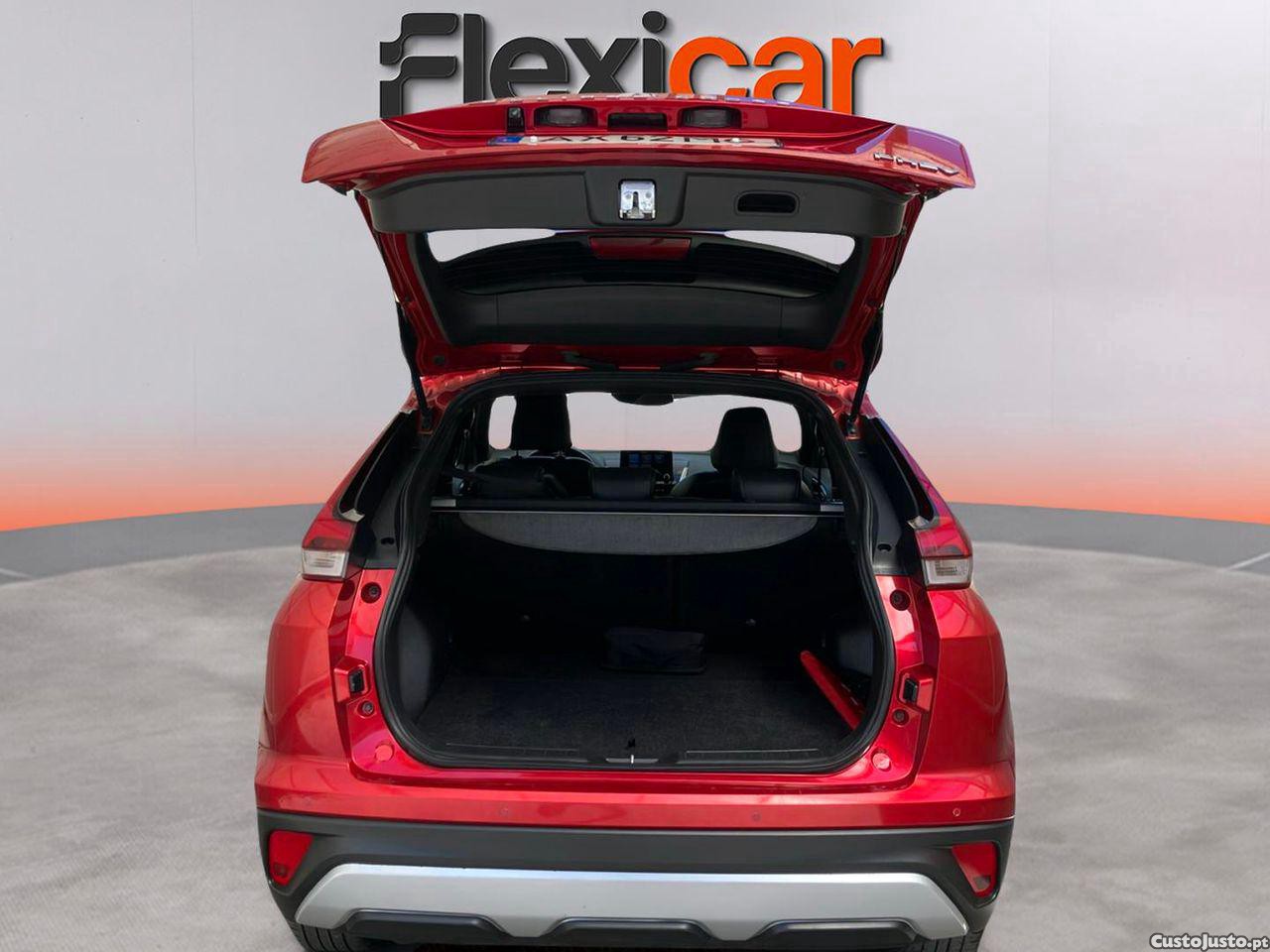 Mitsubishi Eclipse Cross 2.4 PHEV eMotion — fotografia 13