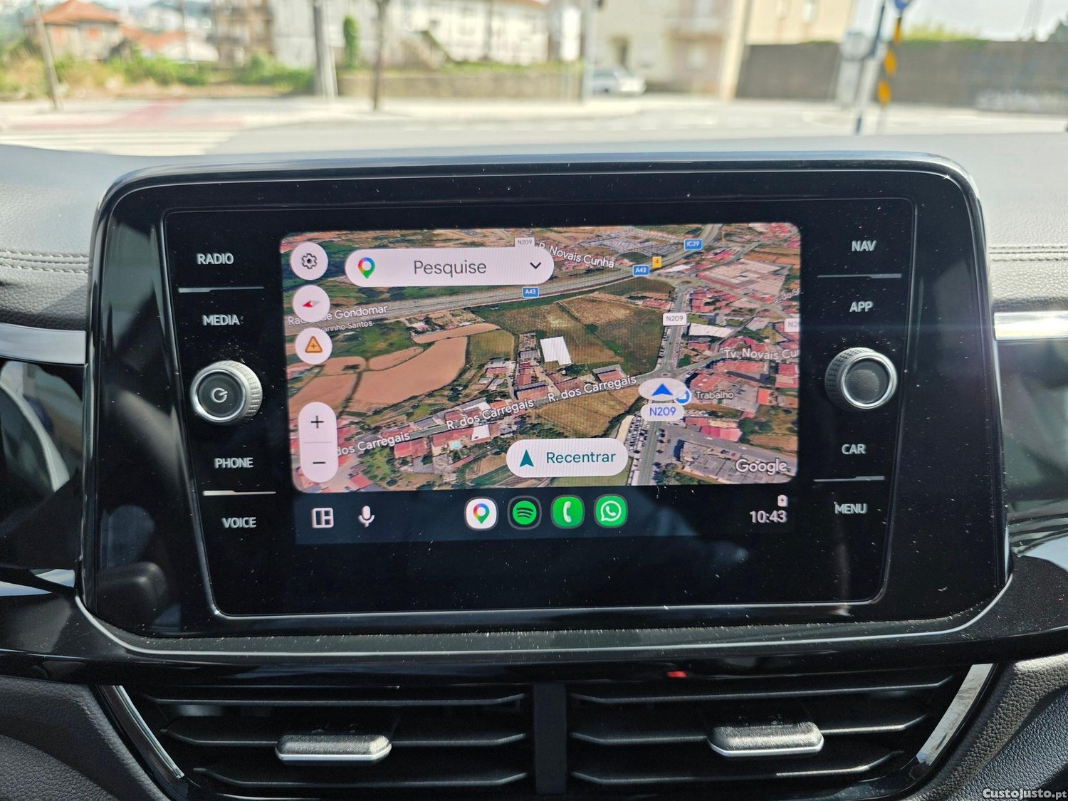 Volkswagen T-Roc 1.0 TSI Black Style — fotografia 19