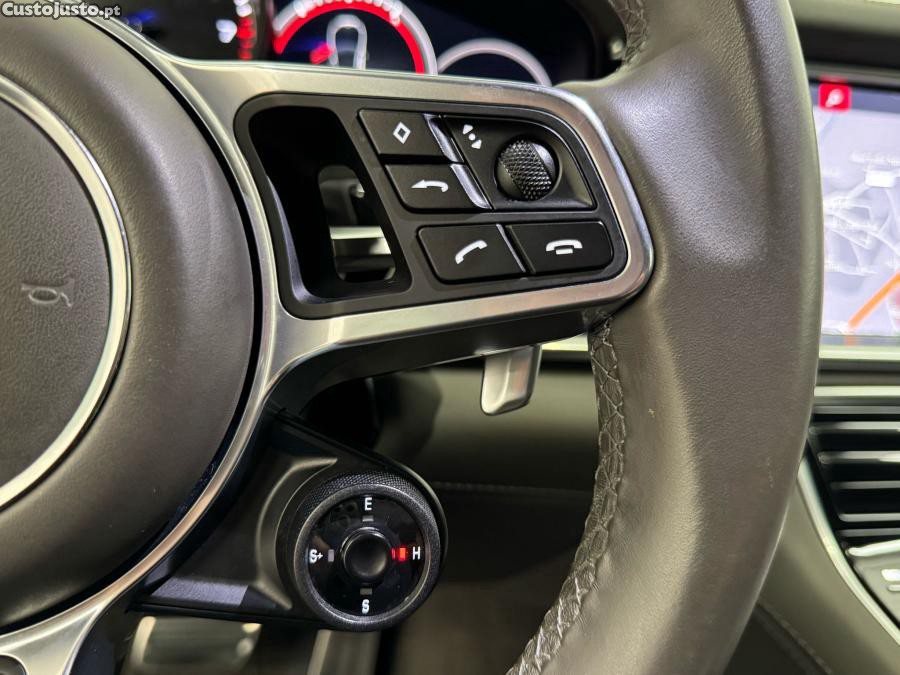 Porsche Panamera 4 E-Hybrid — fotografia 5