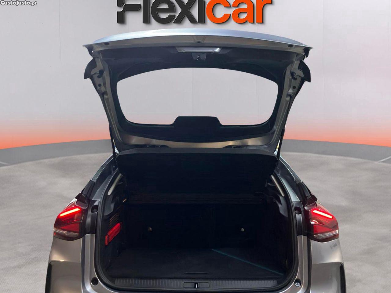 Citroën C4 1.2 PureTech Feel Pack EAT8 — fotografia 6