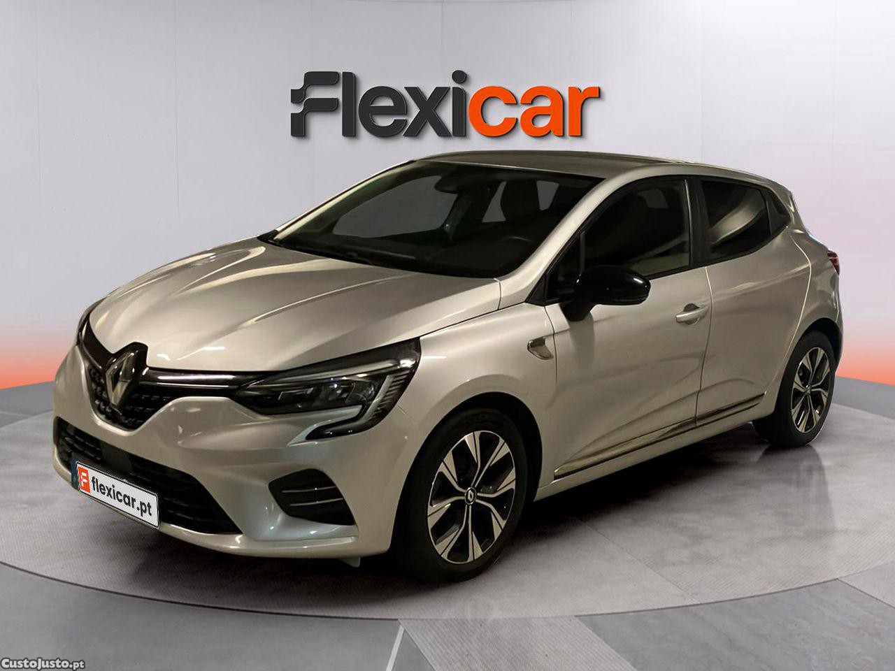 Renault Clio 1.0 TCe Limited — fotografia 23