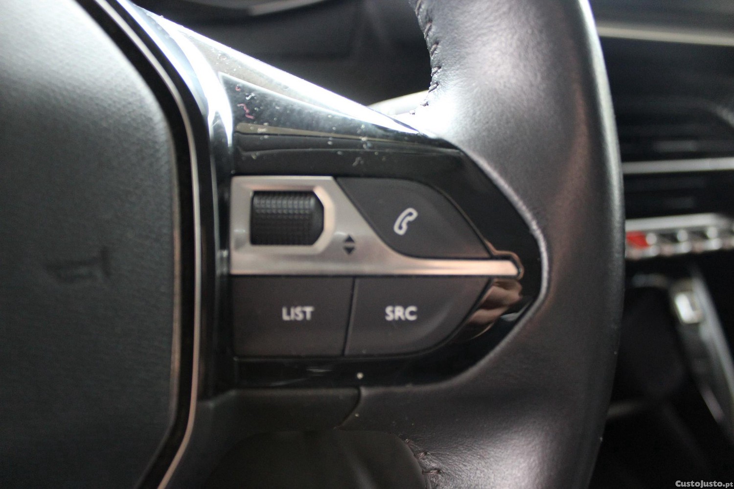 Peugeot 208 1.2 PureTech Active Pack — fotografia 9
