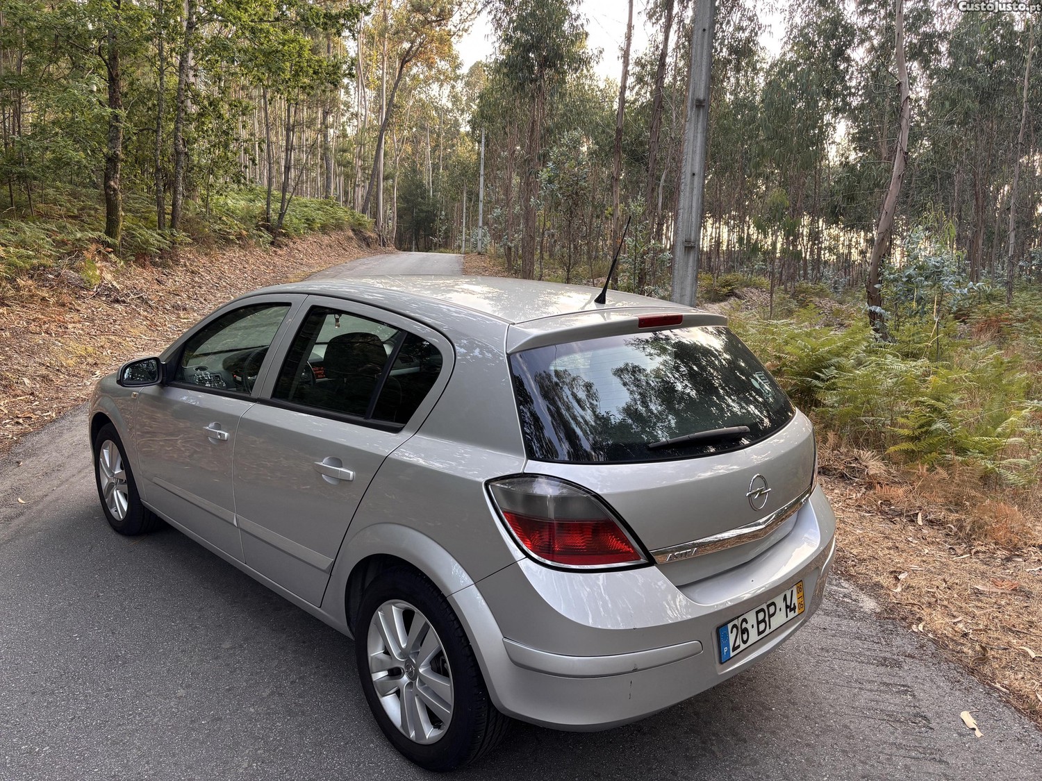 Opel Astra H — fotografia 6