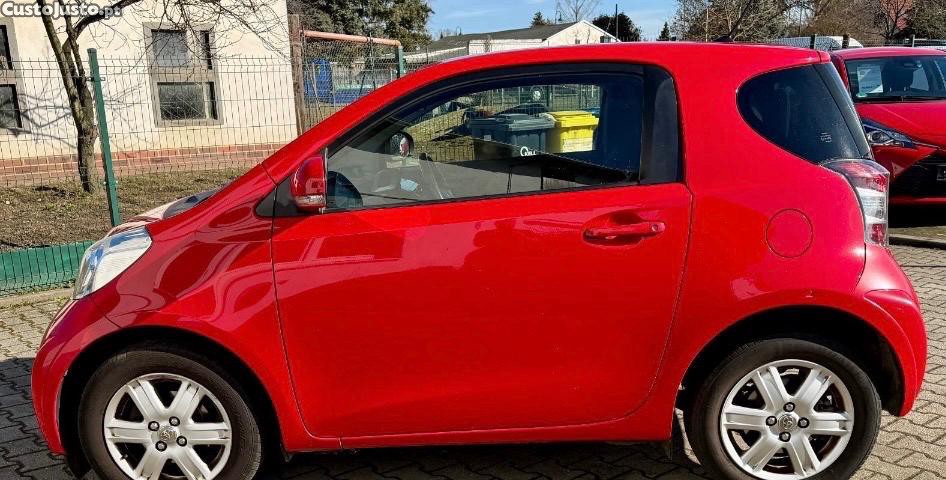 Toyota iQ 1.0 VVT-i — fotografia 7