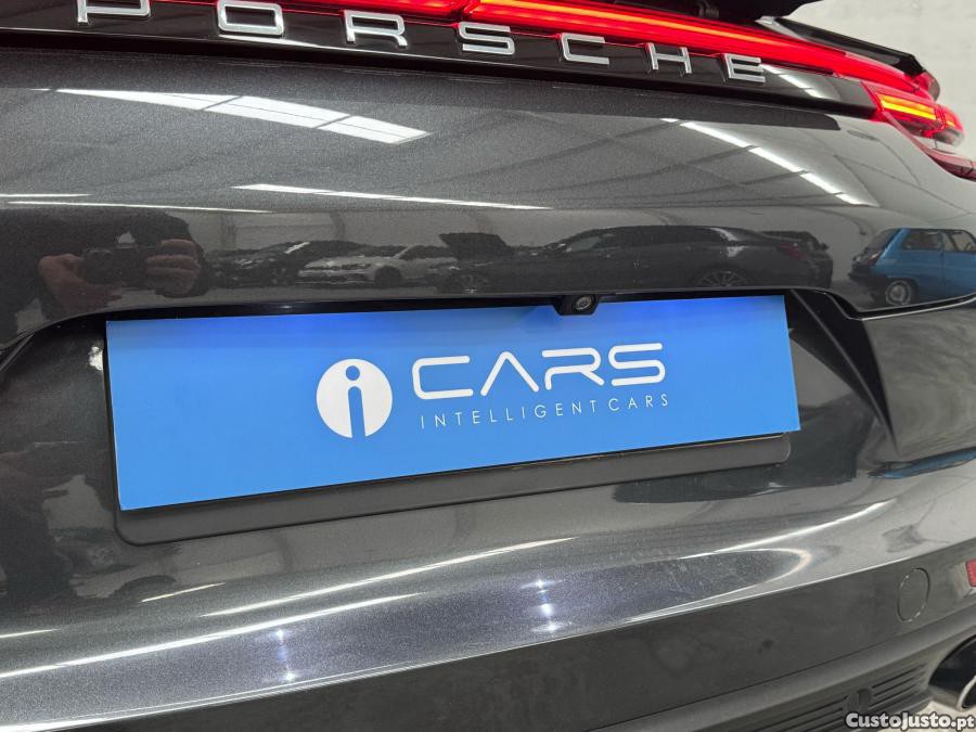 Porsche Panamera 4 E-Hybrid — fotografia 14
