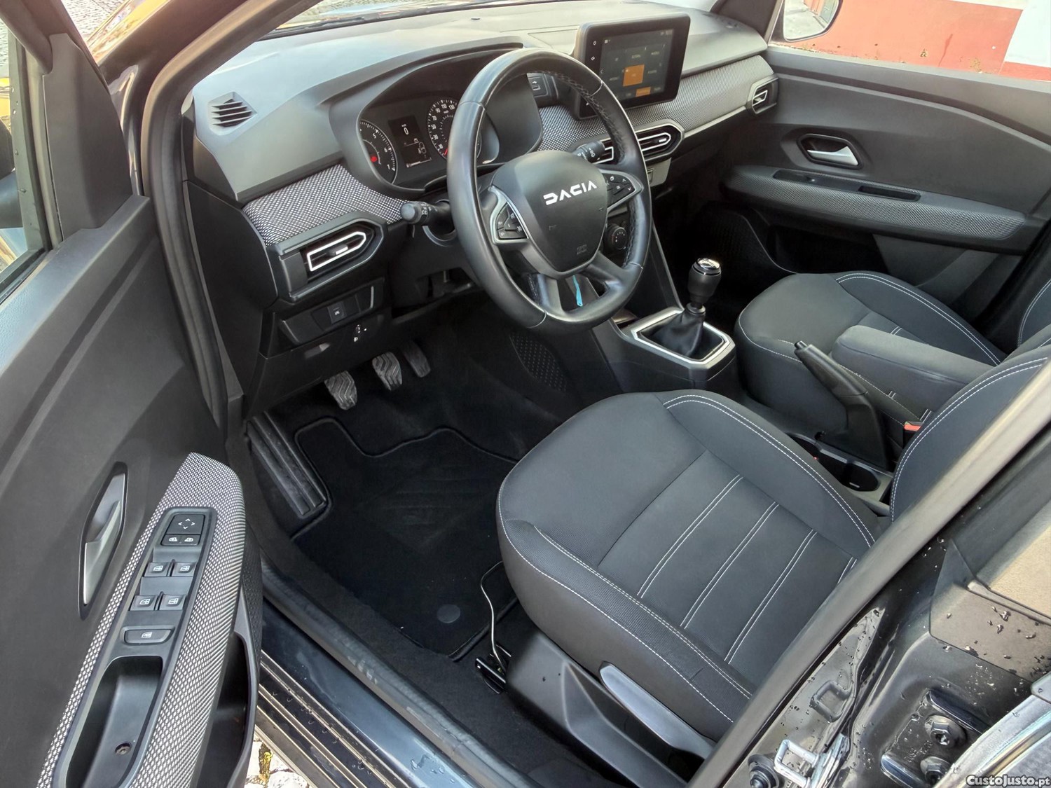 Dacia Jogger 1.0 ECO-G Expression 7L Bi-Fuel 90cv — fotografia 6