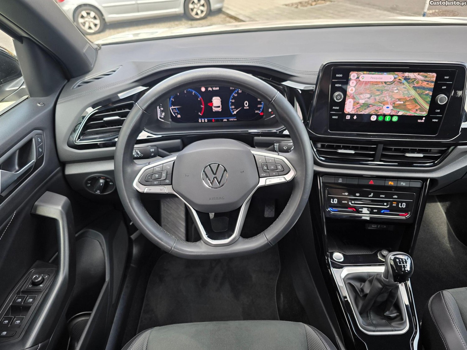 Volkswagen T-Roc 1.0 TSI Black Style — fotografia 7
