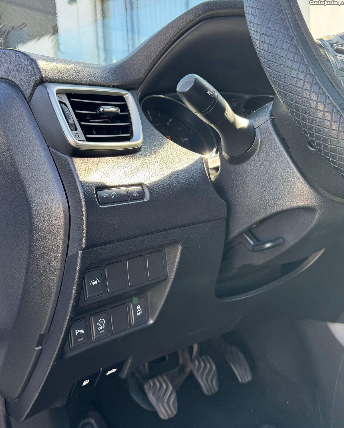 Nissan Qashqai 1.5 dCi 110 cv — fotografia 11