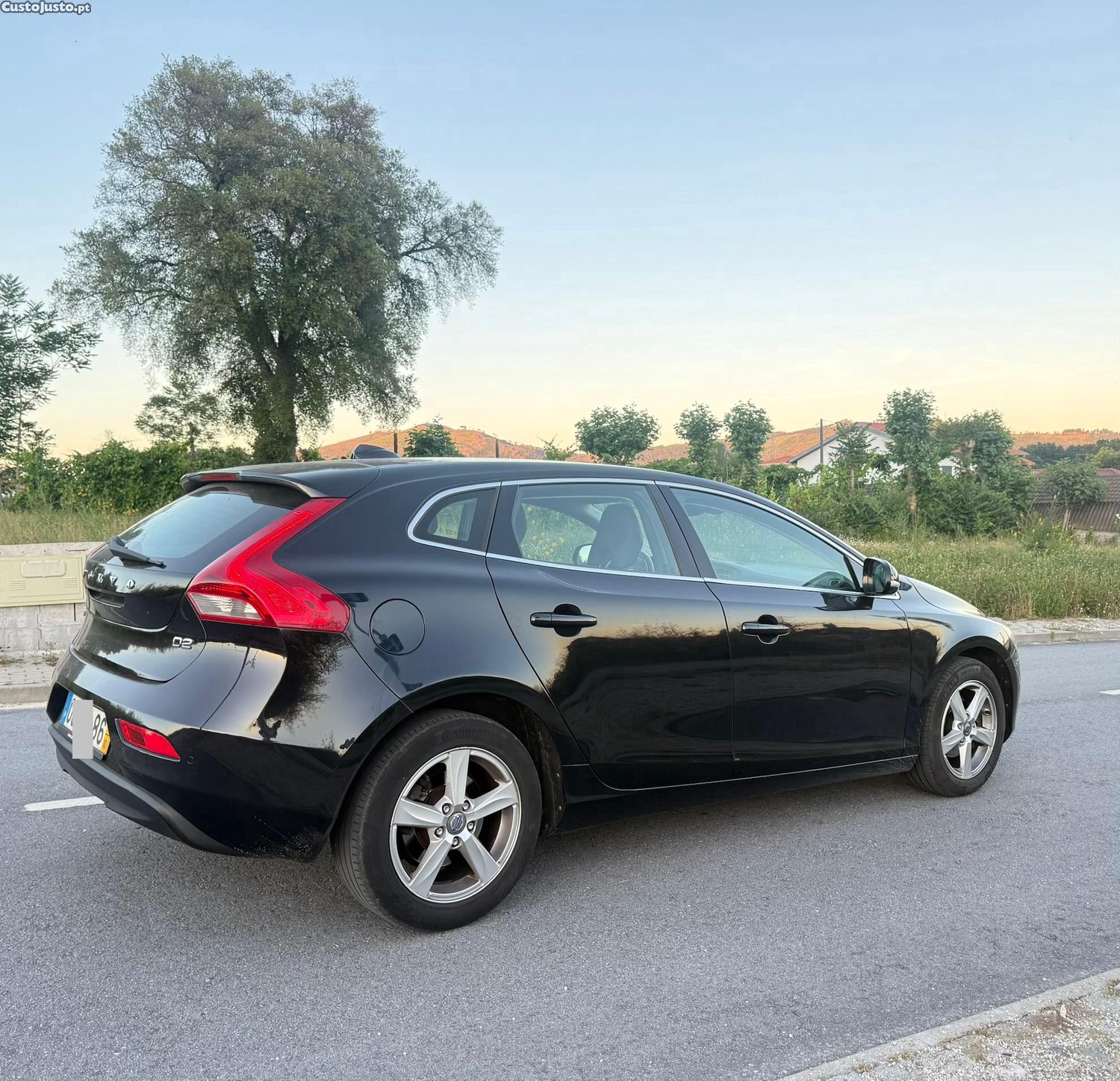 Volvo V40 1.6 D2 Eco Momentum — fotografia 5