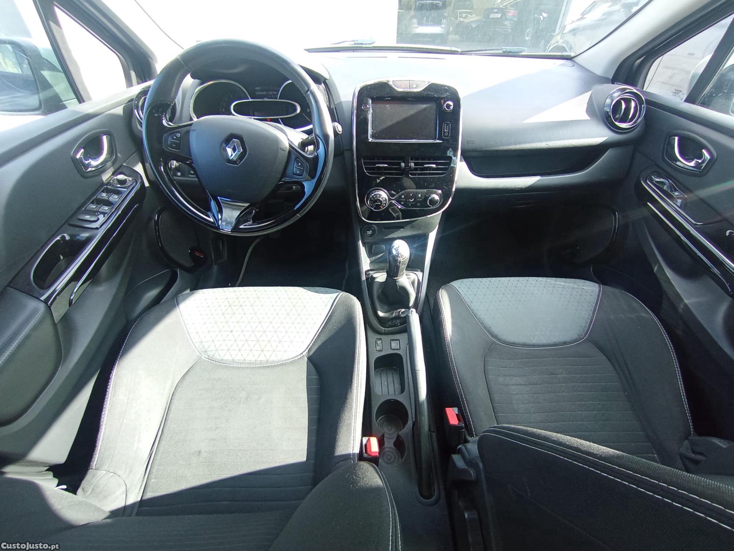 Renault Clio ST 0.9 TCE — fotografia 4