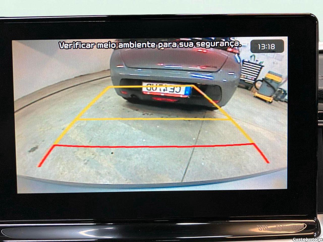 Kia Ceed 1.0 T-GDI GT Line — fotografia 13