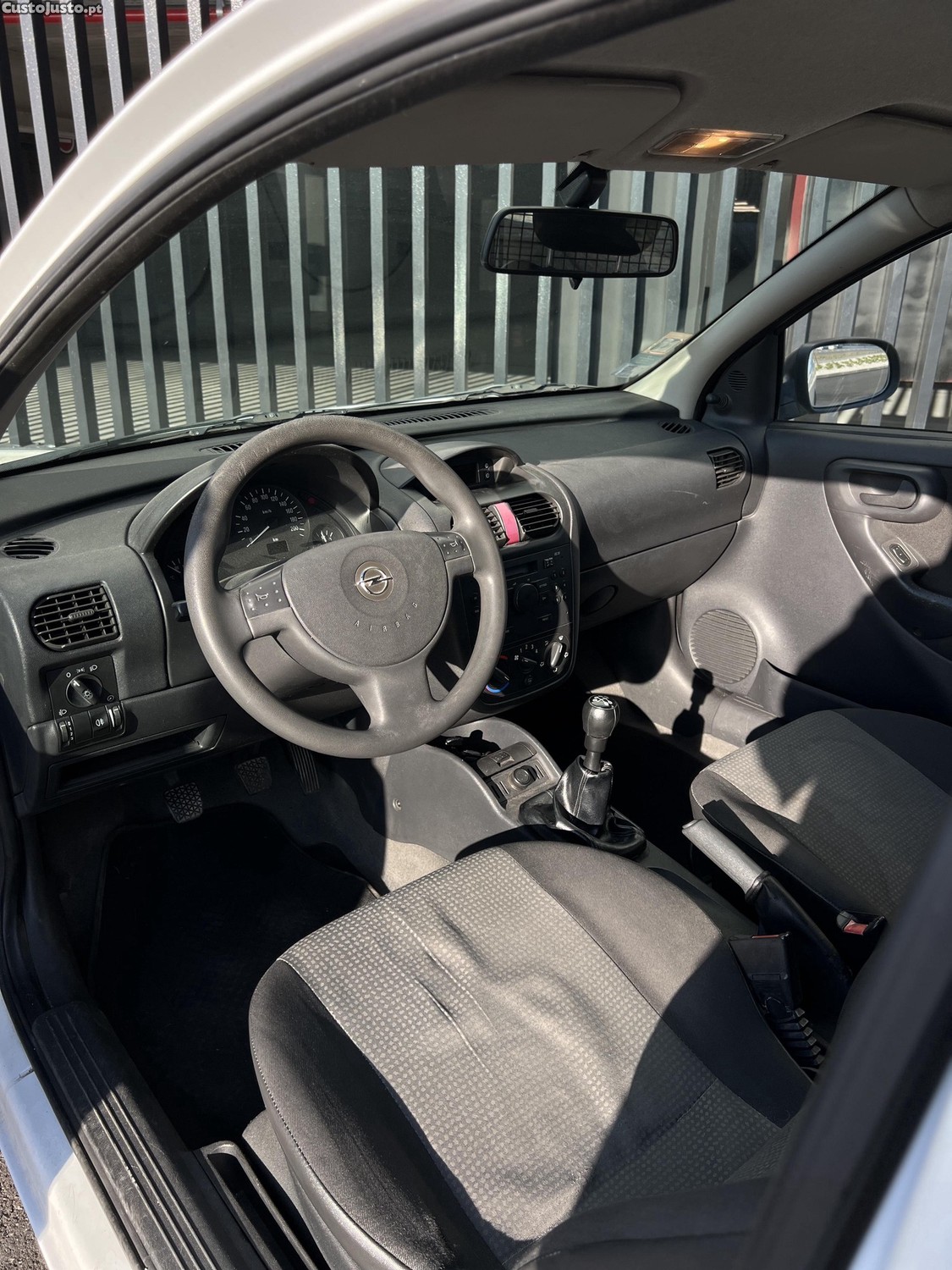 Opel Corsa 1.3 cdti — fotografia 6