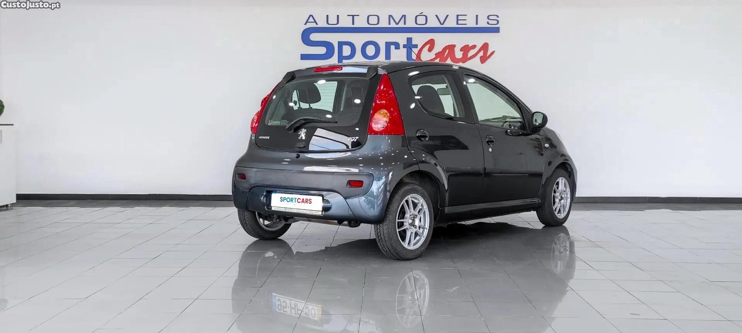 Peugeot 107 Outro — fotografia 30