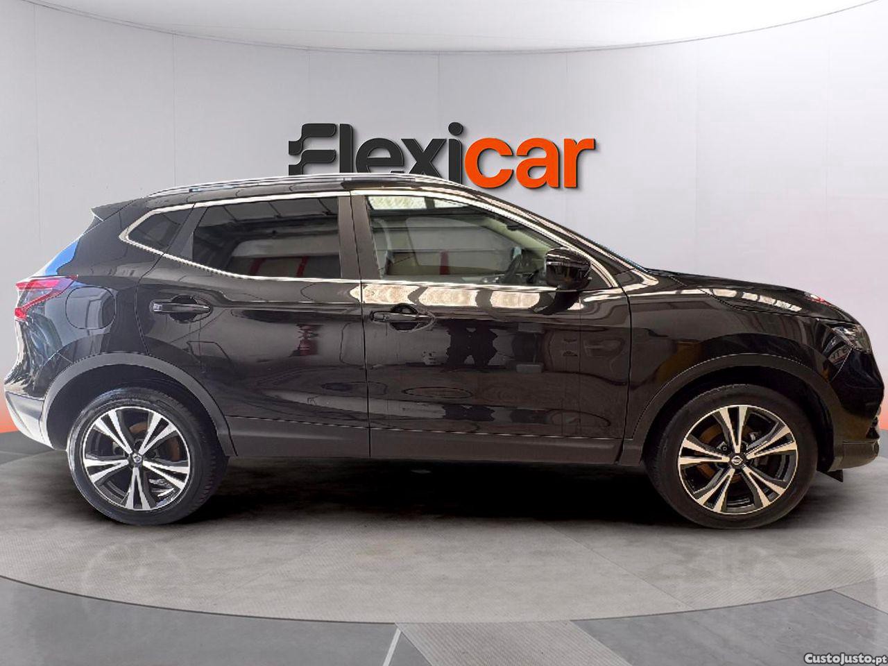 Nissan Qashqai 1.5 dCi N-Connecta — fotografia 9